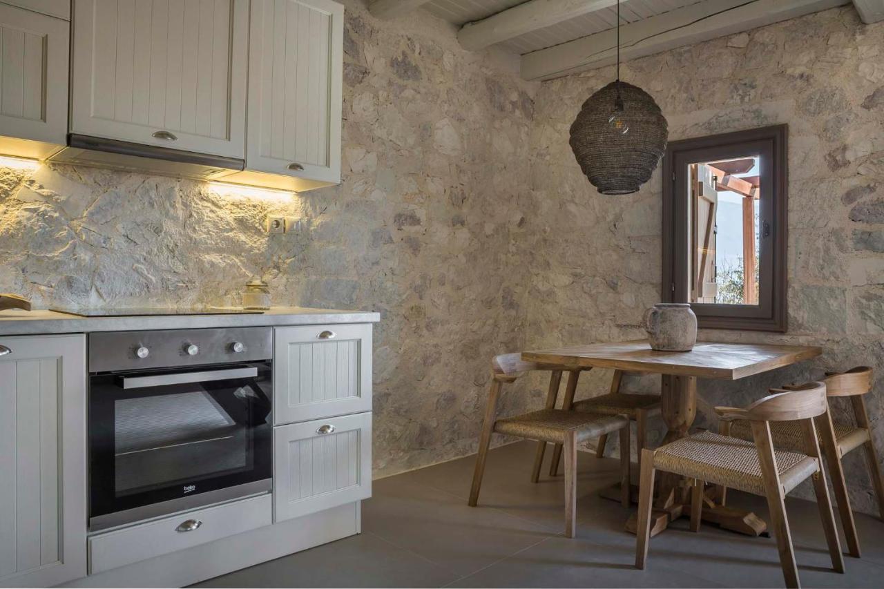 Ploes Luxury Cottages 佩萨达 外观 照片