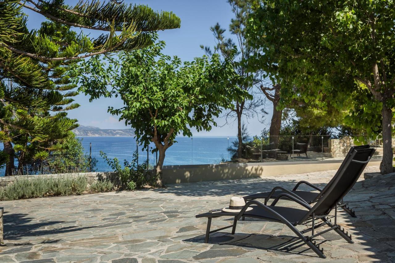 Ploes Luxury Cottages 佩萨达 外观 照片